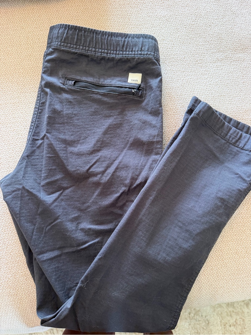 View women’s utility pan. Ripped off. Size small.